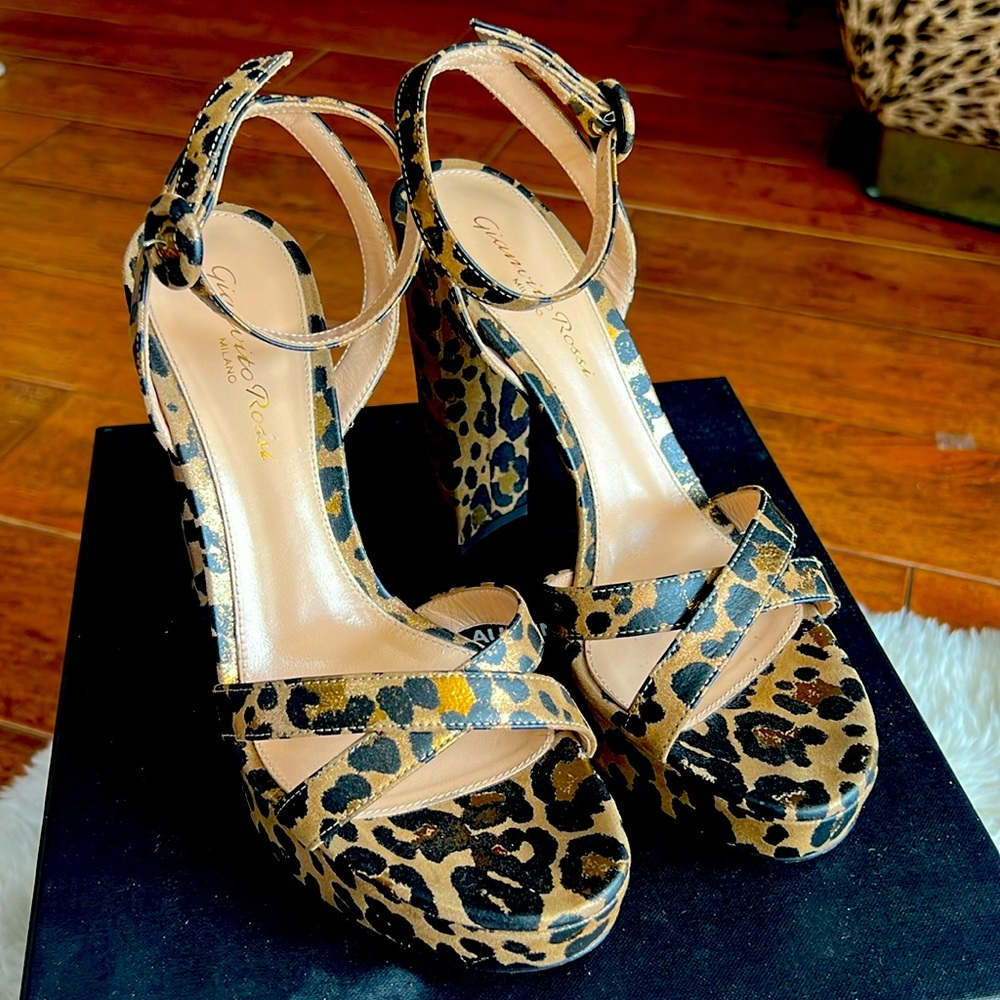 Gianvito Rossi Milano, Size 37 (7), Leopard print, worn once.